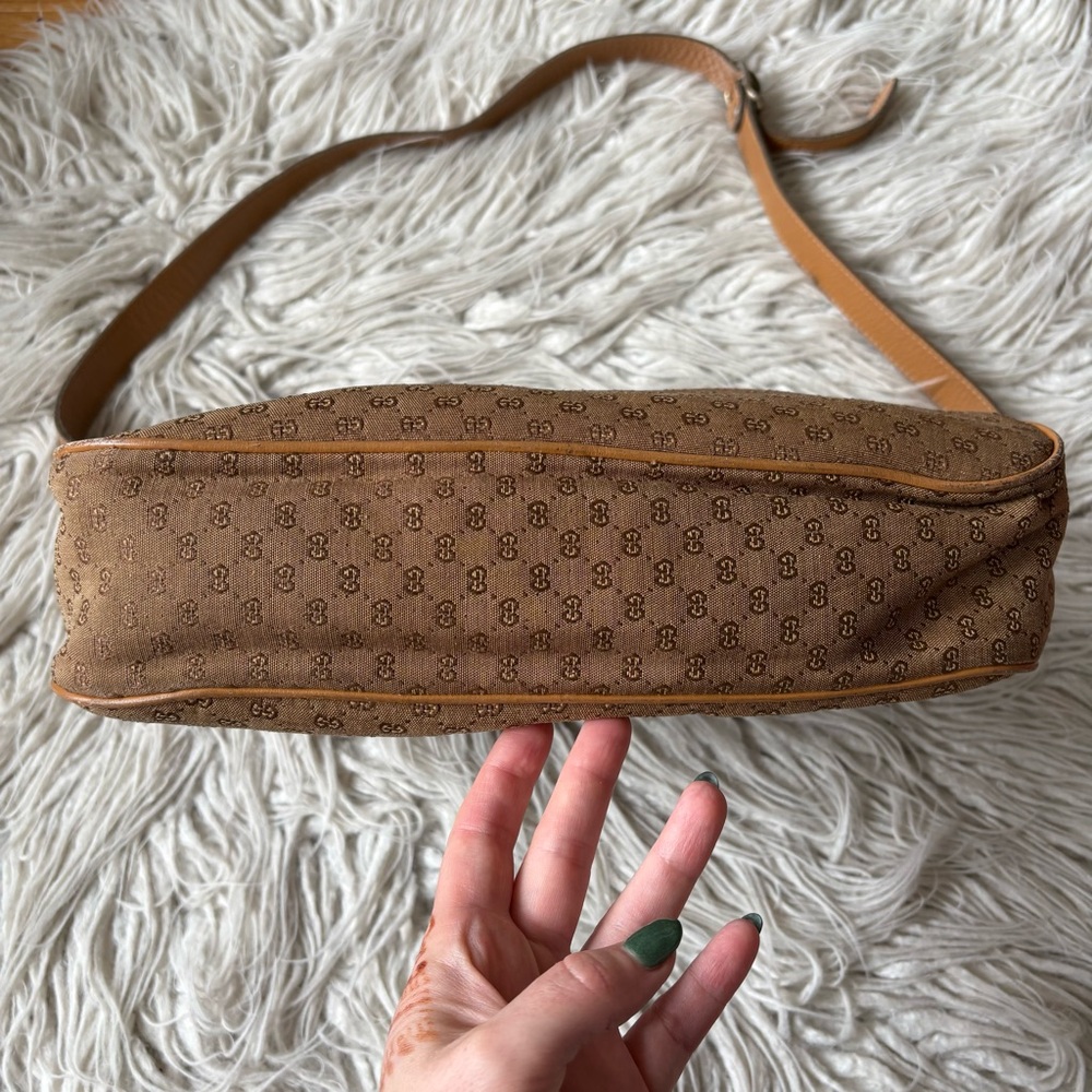Gucci Vintage 80s GG Monogram Interlocking G Canvas Leather Trim Crossbody Bag - Picture 8 of 16